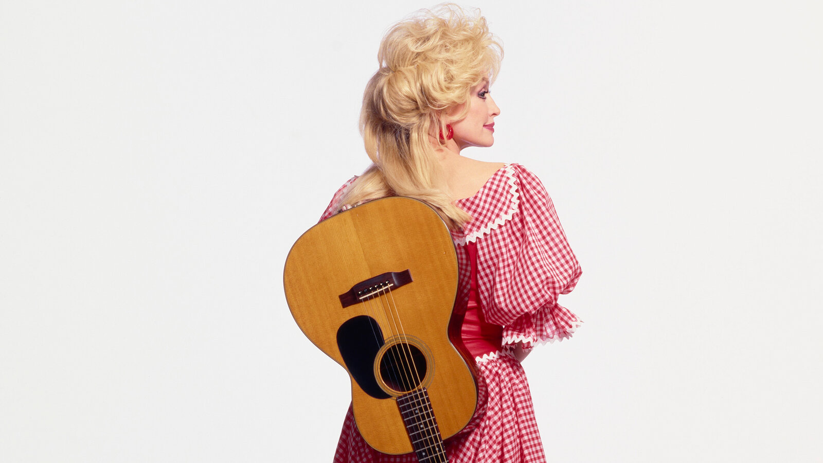 Card still for a New York Times opinion essay on Dolly Parton’s Appalachia legacy.